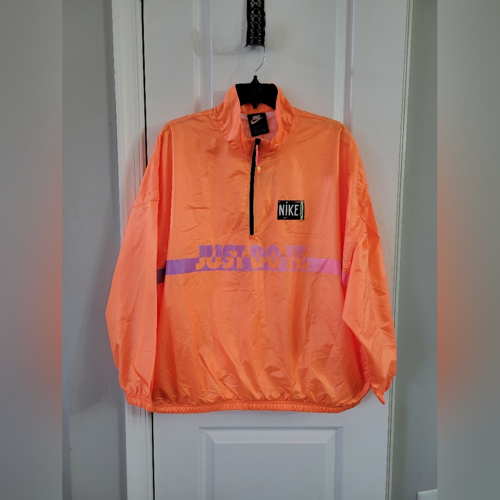 NWT Nike Sportswear Oversized Woven Pullover Jacket Orange Large Streetwear